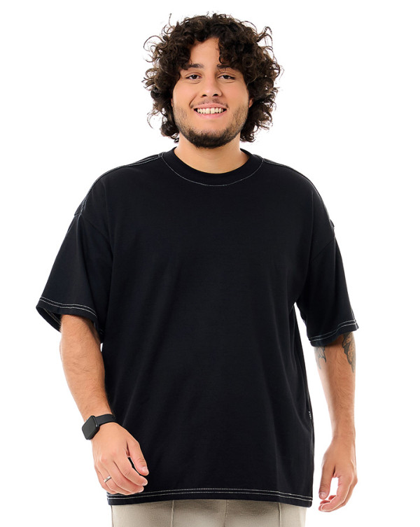 Camiseta Oversized Boxy Shoulder Line Preto Knulu