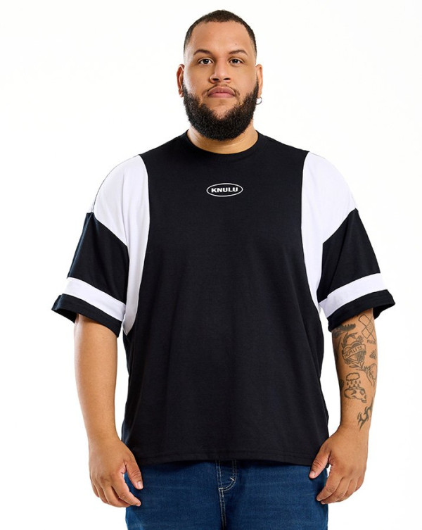 Camiseta Oversized Boxy Cut Side Preto Knulu
