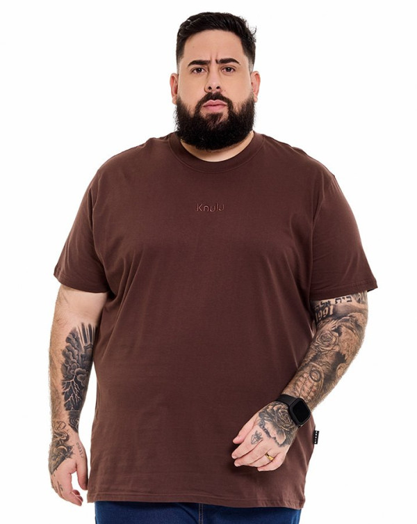Camiseta Classic Relief Logo Marrom Knulu