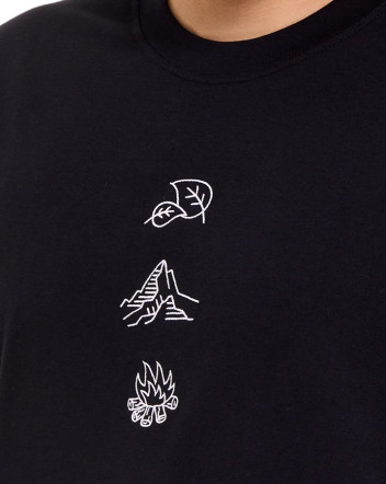 Camiseta Classic Algodão Premium Mountain Icons Preto Knulu