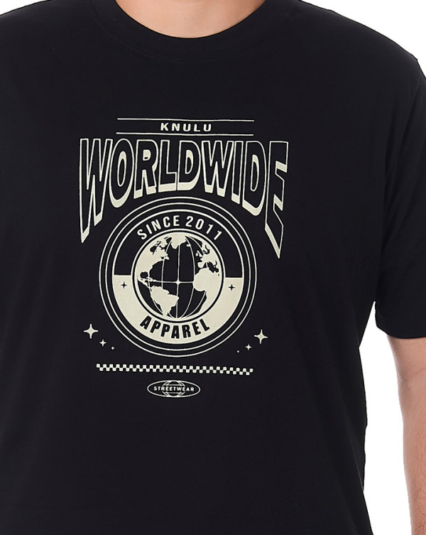 Camiseta Classic World Preto Knulu
