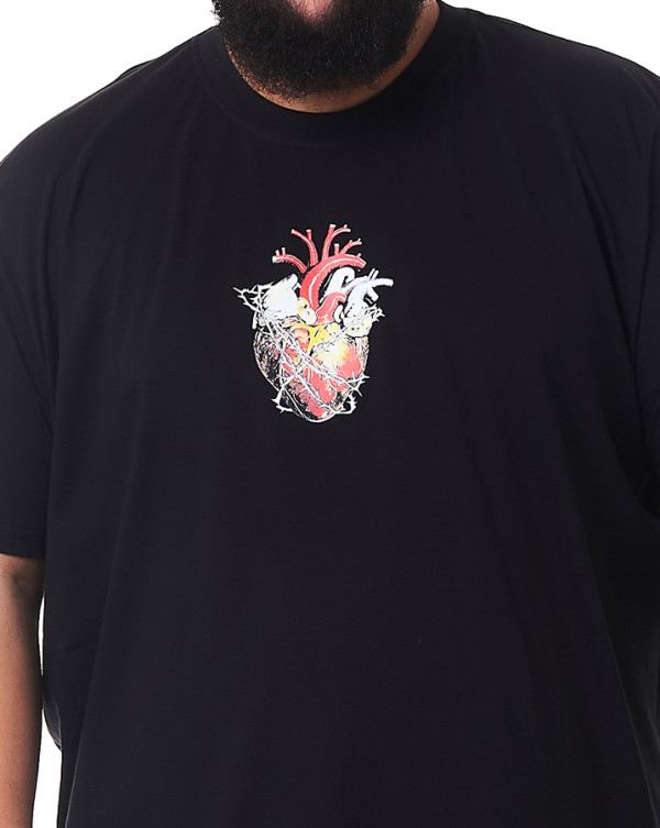 Camiseta Classic Heart Preto Knulu