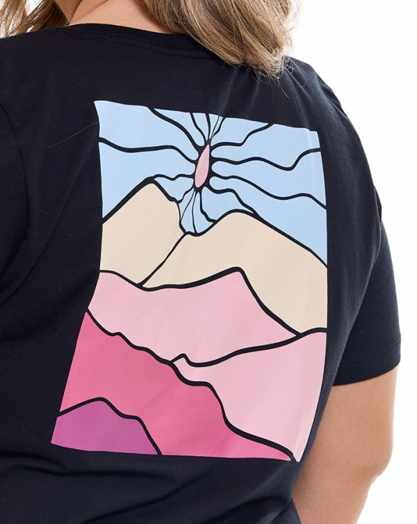 Camiseta Feminina Mountain Painting Preto Knulu
