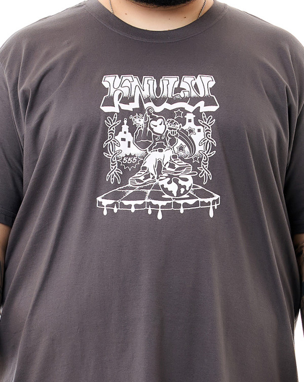 Camiseta Classic Hustle Cinza Chumbo Knulu