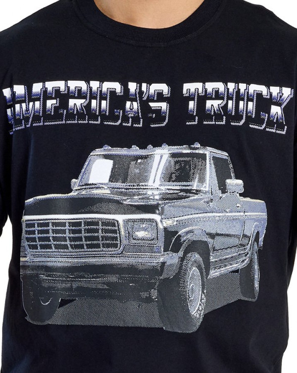 Camiseta Classic Truck Preto Knulu