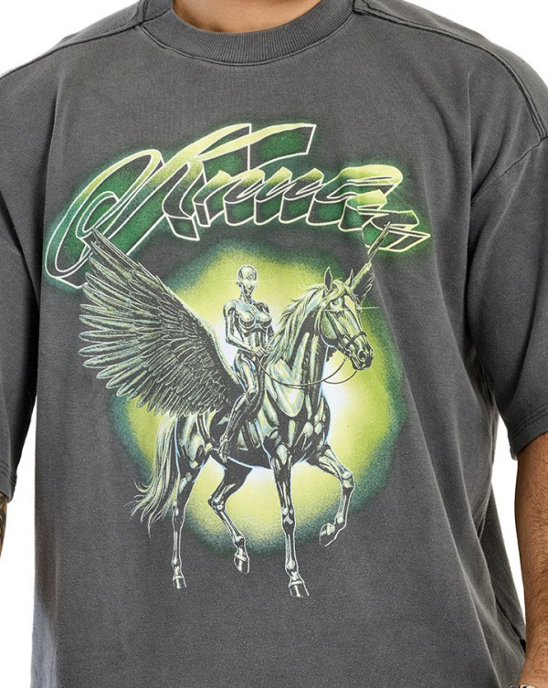 Camiseta Oversized Boxy Estonada Metal Knight Cinza Chumbo Knulu