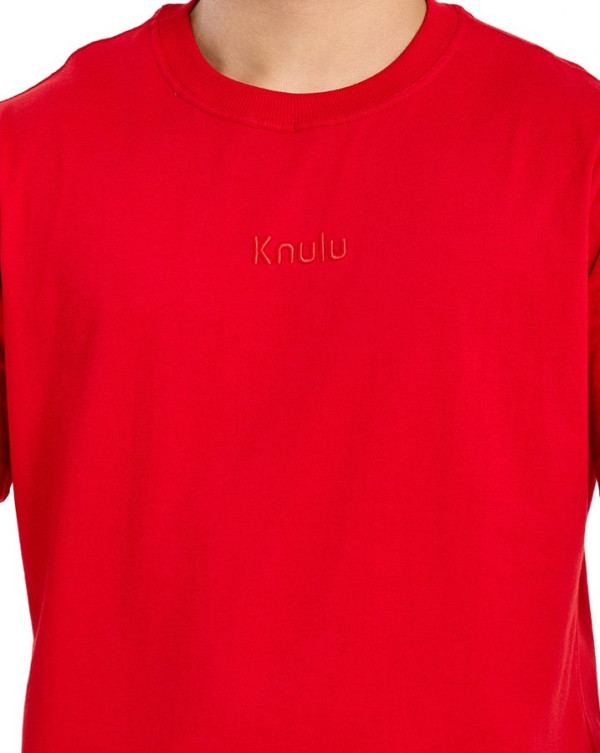 Camiseta Classic Relief Logo Vermelho Knulu