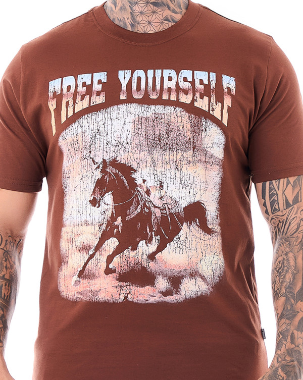 Camiseta Classic Free Yourself Marrom Knulu