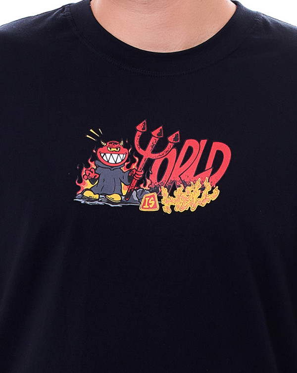 Camiseta Classic World Is Hell Preto Knulu
